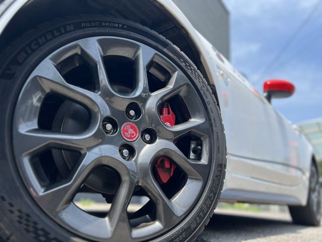 ABARTH 124 SPIDER