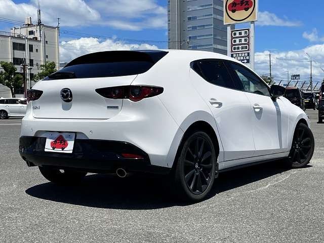 MAZDA3 FASTBACK