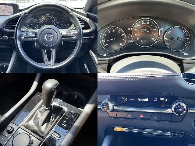 MAZDA3 FASTBACK