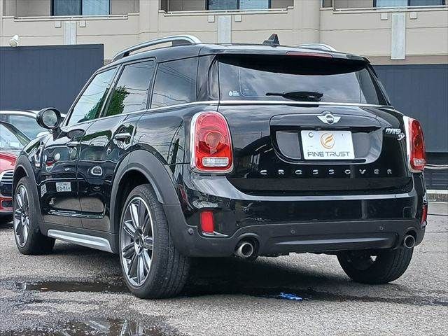 BMW MINI COOPER SD CROSSOVER