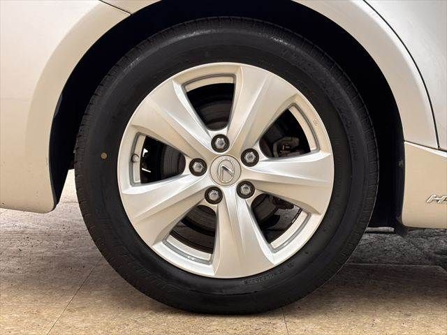 LEXUS IS300h