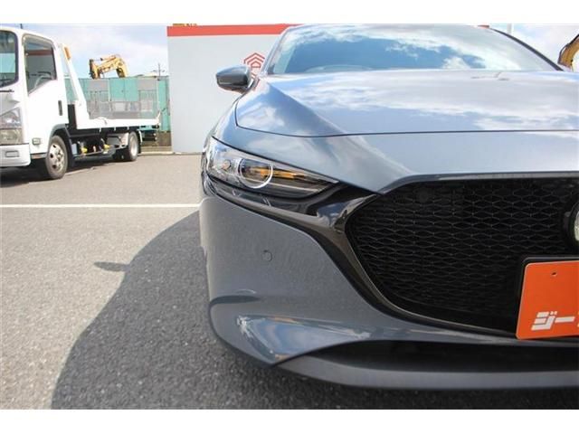 MAZDA3 FASTBACK