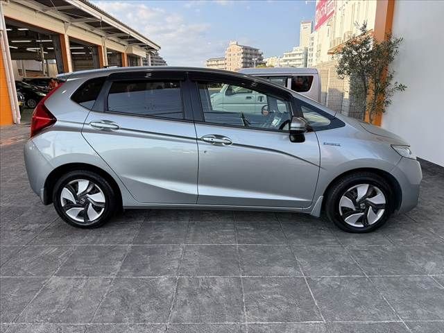 FIT HYBRID