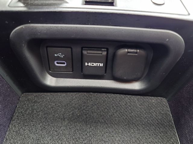 CROWN sedan hybrid