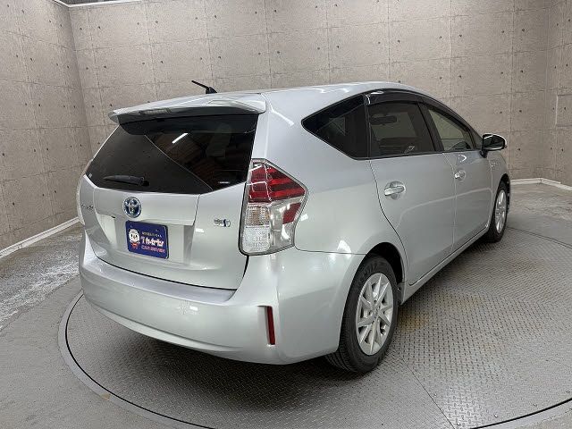 PRIUS Alpha