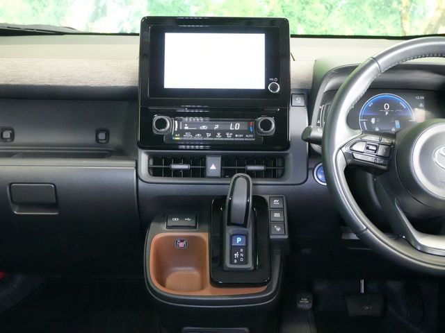 SIENTA HYBRID