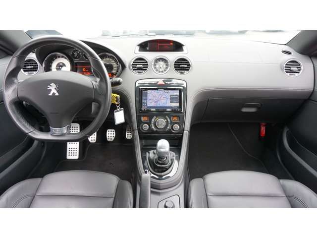 PEUGEOT RCZ