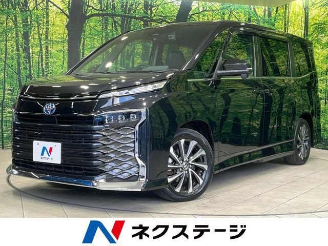 VOXY HYBRID