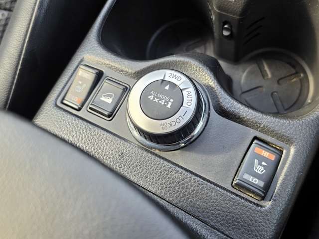 X-TRAIL 4WD