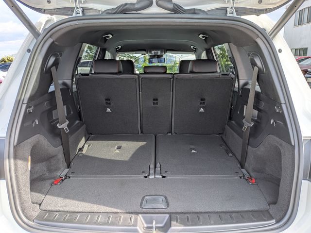 MERCEDES BENZ GLB