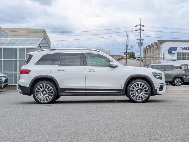 MERCEDES BENZ GLB
