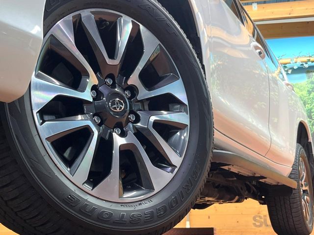 LANDCRUISER PRADO