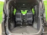 VOXY HYBRID 4WD