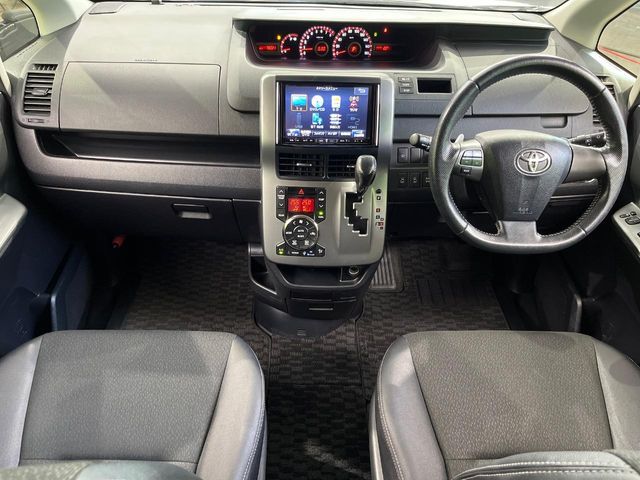 VOXY 4WD