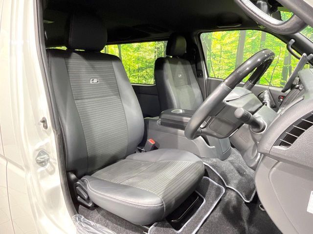HIACE van 2WD