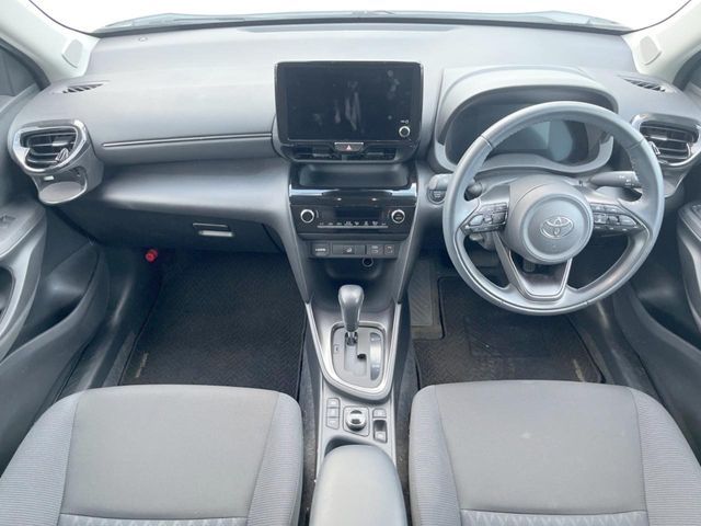 YARIS CROSS