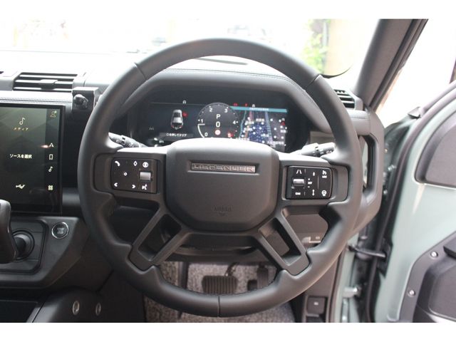 ROVER DEFENDER