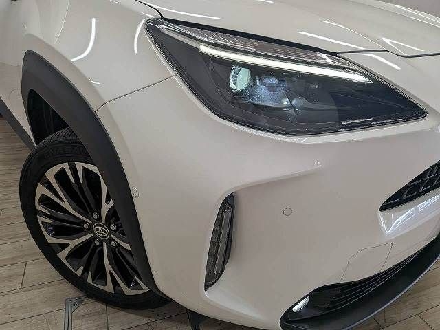 YARIS CROSS HYBRID