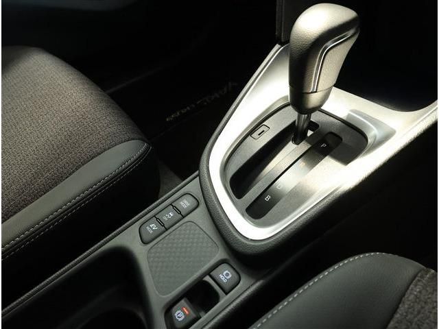 YARIS CROSS HYBRID