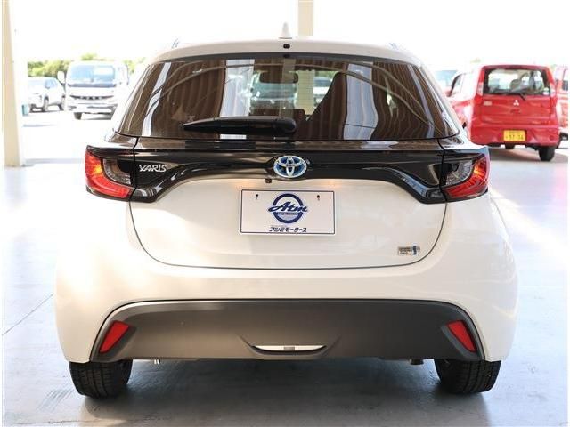 YARIS HYBRID