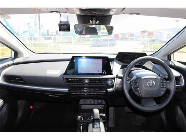 PRIUS 4WD