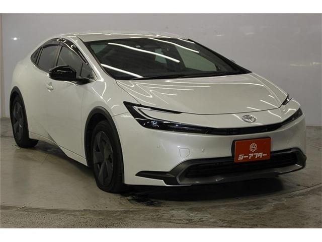 PRIUS 4WD