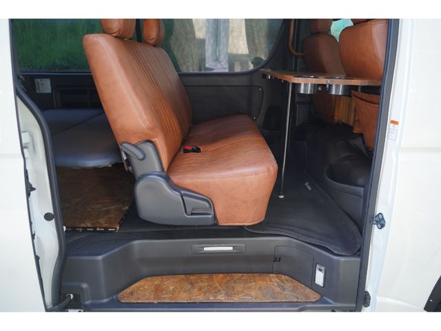 HIACE van 2WD