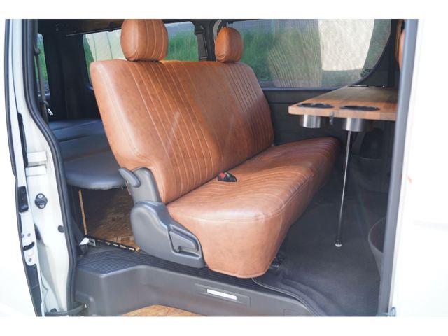 HIACE van 2WD
