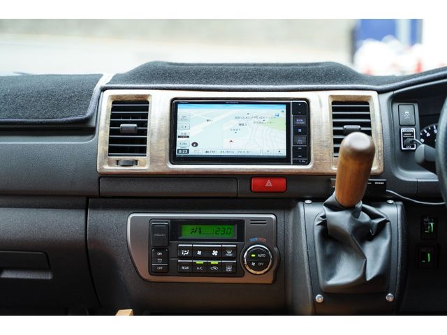 HIACE van 2WD