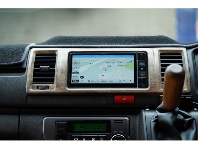 HIACE van 2WD