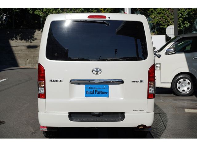 HIACE van 2WD