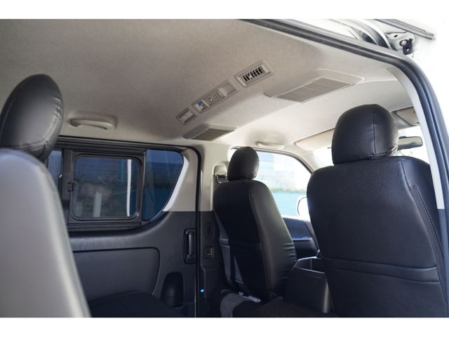 HIACE van 2WD