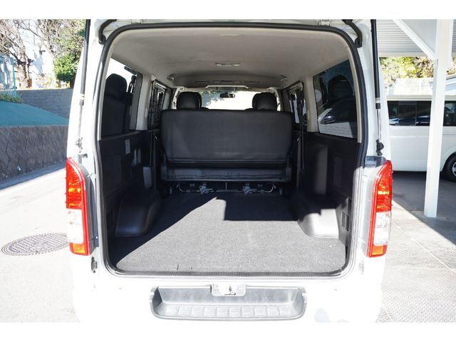 HIACE van 2WD