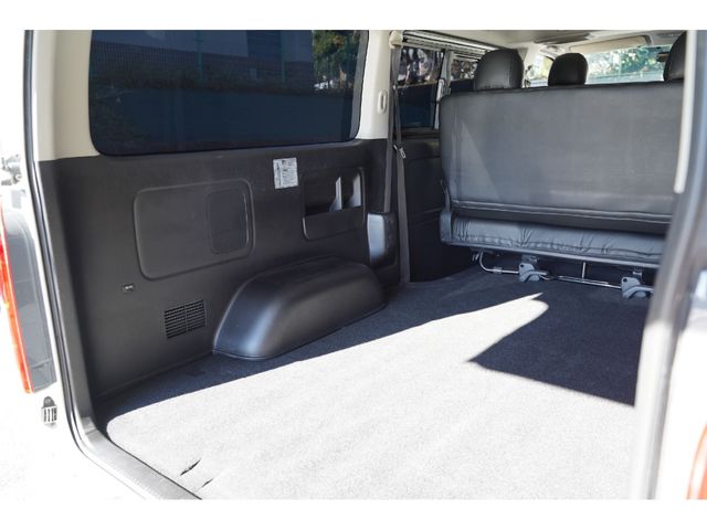 HIACE van 2WD