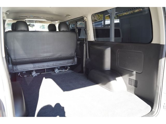 HIACE van 2WD