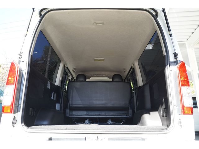 HIACE van 2WD