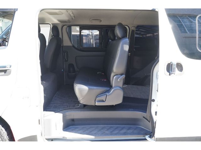 HIACE van 2WD