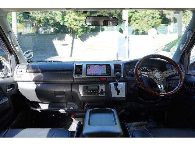 HIACE van 2WD