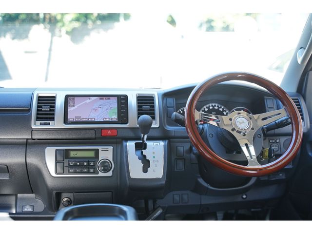 HIACE van 2WD