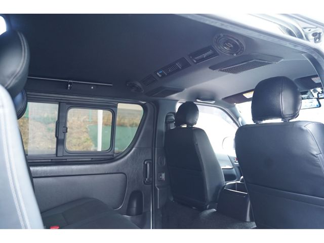 HIACE van 2WD