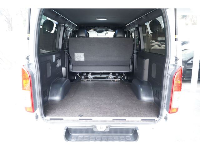 HIACE van 2WD
