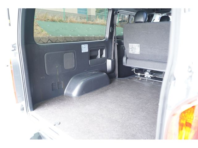 HIACE van 2WD