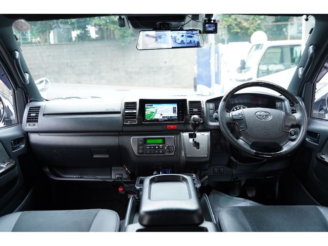 HIACE van 2WD