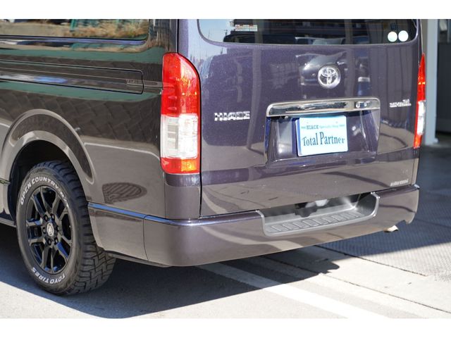 HIACE van 2WD