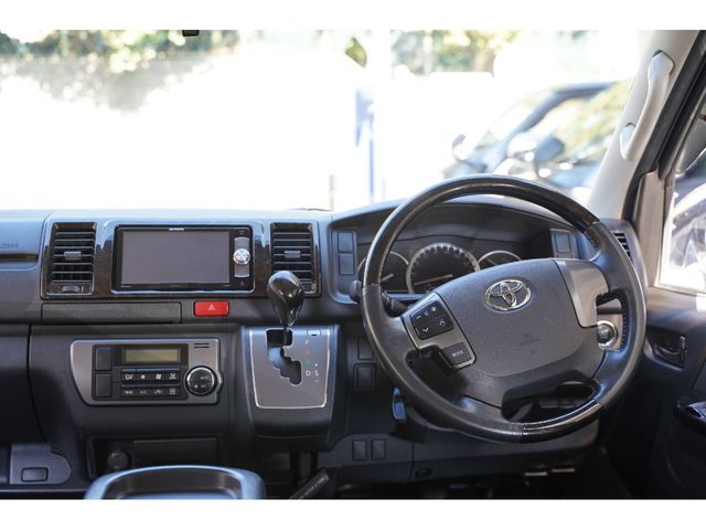 HIACE van 2WD