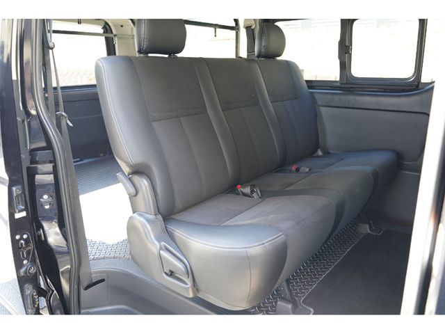 HIACE van 2WD