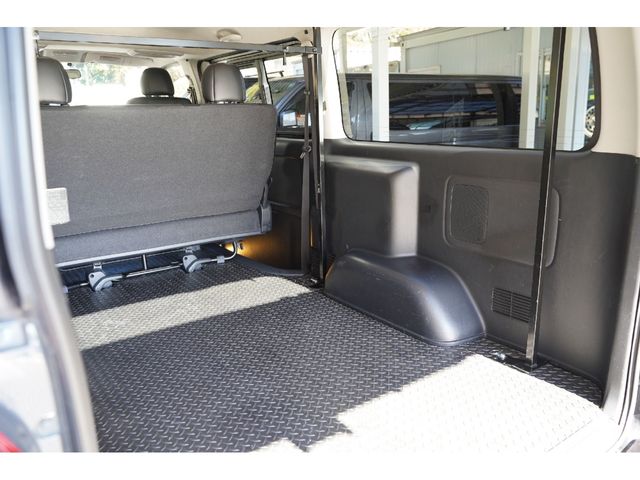 HIACE van 2WD