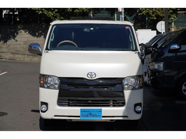 HIACE van 2WD