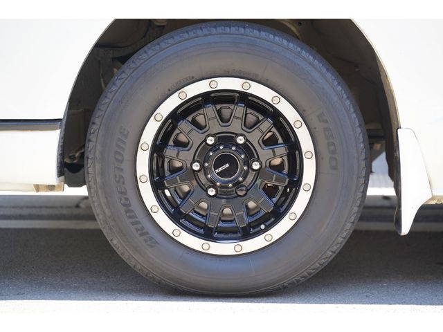 HIACE van 2WD