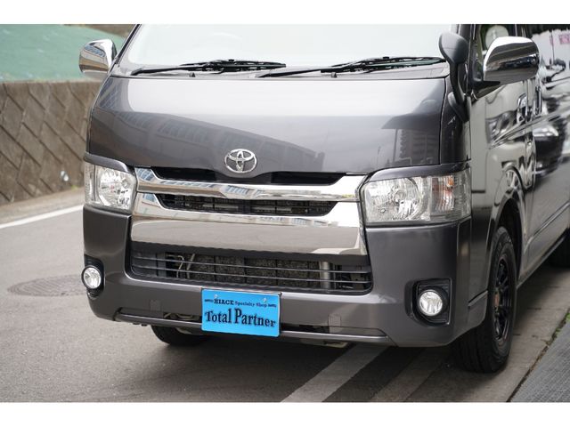 HIACE van 4WD